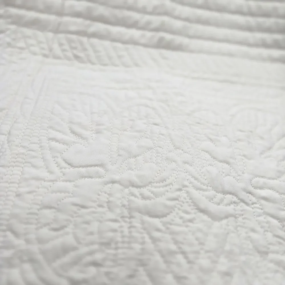 Madison Park 3 PcGenoa Coverlet Set Ivory Full/Queen Org $99 Cottage Farmhouse